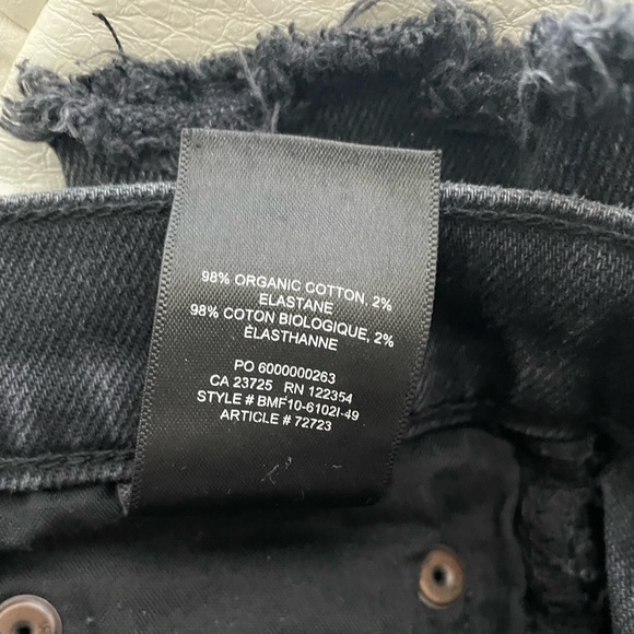 Denim Forum “The Yoko High Rise Slim” Slightly Faded Basic Black Jeans - Picture 7 of 7